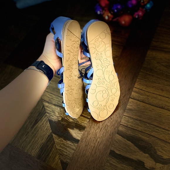 CLEARANCE NWOB DOLLHOUSE  SANDALS WOMNE’S  SIZE 7 1/2 - Picture 4 of 16